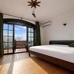 Willa Large Cosy House By A Forest - Treehouse, Bbq, Fireplace & Mountain