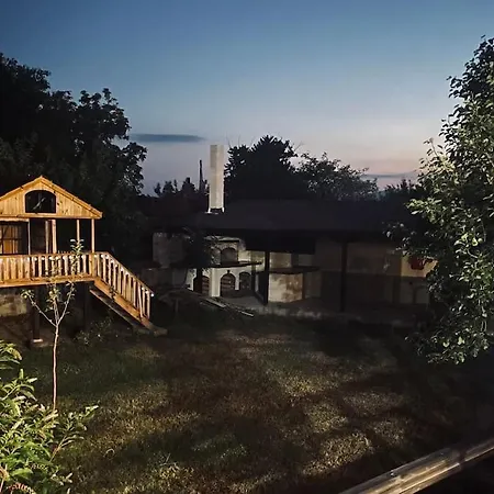 Large Cosy House By A Forest - Treehouse, Bbq, Fireplace & Mountain 索波特