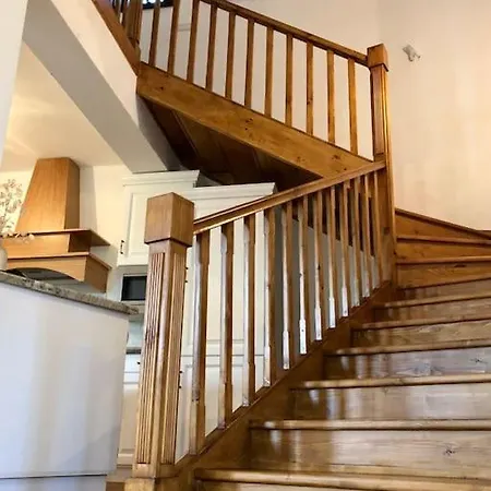 Large Cosy House By A Forest - Treehouse, Bbq, Fireplace & Mountain Villa *