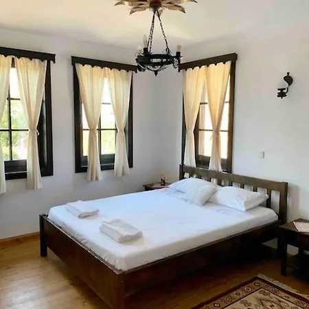 Large Cosy House By A Forest - Treehouse, Bbq, Fireplace & Mountain * 索波特