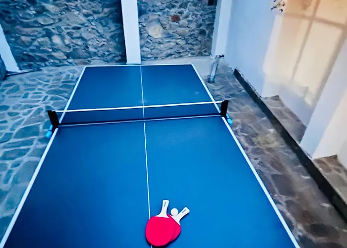 Villa Large Cosy House By A Forest - Treehouse, Bbq, Fireplace & Mountain *