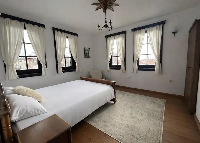 Villa Large Cosy House By A Forest - Treehouse, Bbq, Fireplace & Mountain Sopot