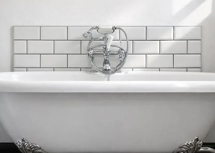 Villa Large Cosy House By A Forest - Treehouse, Bbq, Fireplace & Mountain *